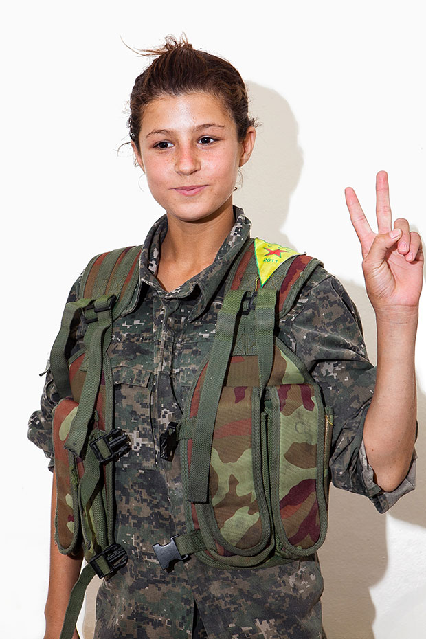 the brave women who frighten islamic state fighters!