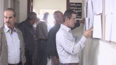 عمال الصيانة والتشغيل في الجامعة اللبنانية يستغربون استبدالهم 