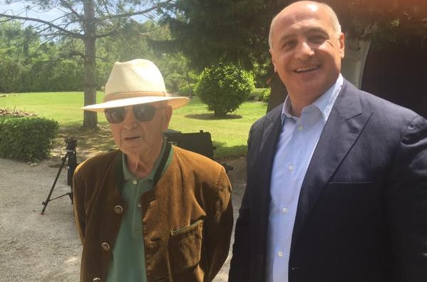 [VIDEO] Marcel Ghanem hosts exclusive interview with Charles Aznavour ...