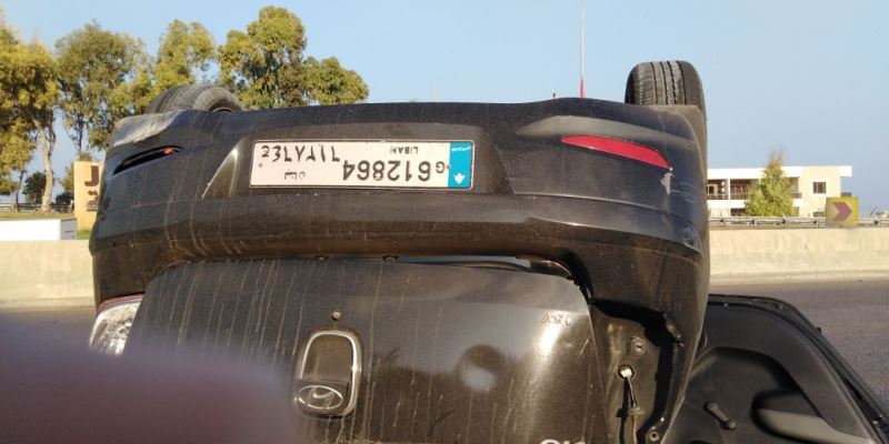 قتيل سقط في حادث سير مروع على الأوتوستراد الساحلي في منطقة الجية