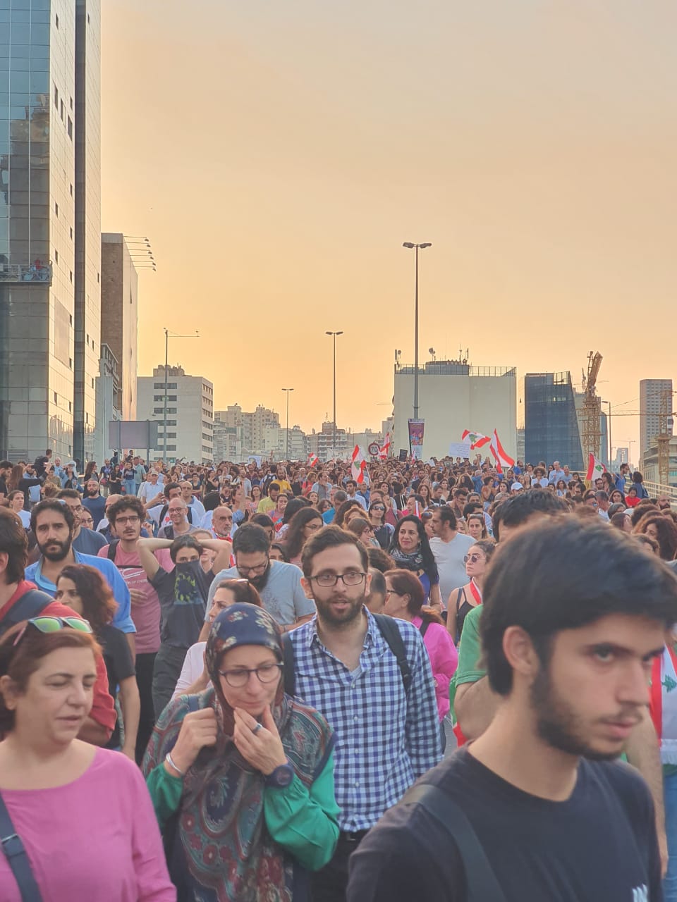 مسيرة احتجاجية من مصرف لبنان الى رياض الصلح 