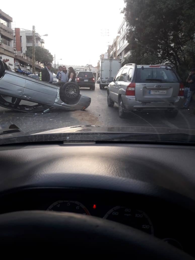 حادث سير على طريق عام جعيتا 