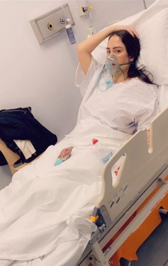 إليسار بصورة من المستشفى.. هل تكون أول نجمة لبنانية مصابة بالكورونا؟