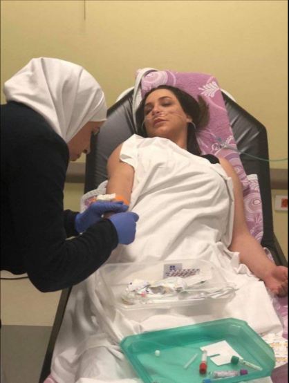 سلاف فواخرجي في المستشفى.. مشهد تمثيلي عرّضها لحادث خطير (صور)