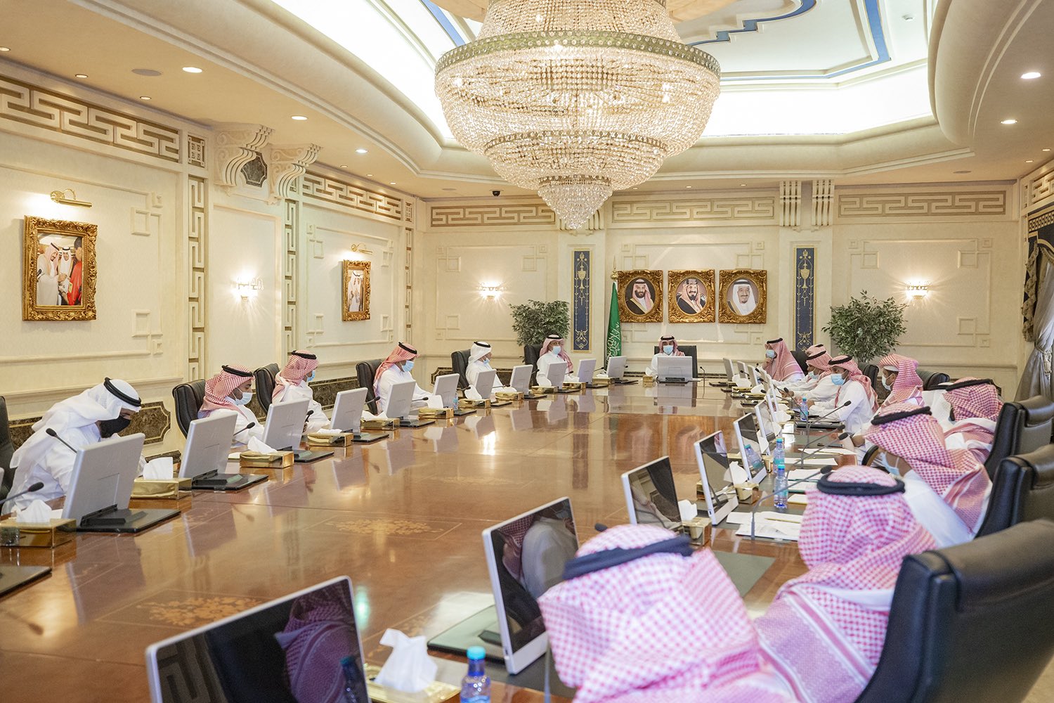 من اجتماع الاندية مع وزير الرياضة