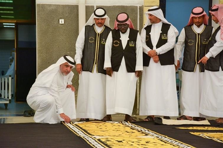 فحص الكسوة لموسم الحج للتأكد من اكتمالها وسلامتها