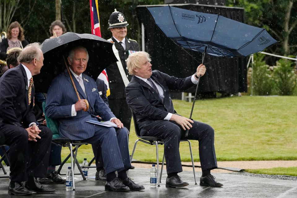 تعرّض رئيس الوزراء البريطاني بوريس جونسون لموقف حرج خلال مشاركة رسمية يوم الأربعاء