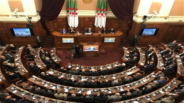 Lebanon News - البرلمان الجزائري يسقط عضوية نائب لعمله السابق في الجيش الفرنسي
