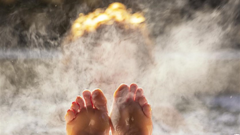 فوائد الاستحمام قبل النوم سوبر ماما