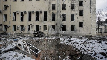 Around 10 dead in Russian strike on central Ukraine military base