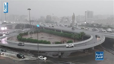 مناطق سعودية ترزح تحت منخفض جوي يتسبب بتعليق الدراسة وإغلاق الطرق