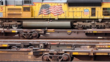 بايدن يناشد الكونغرس التدخّل لمنع إضراب لعمال السكك الحديد