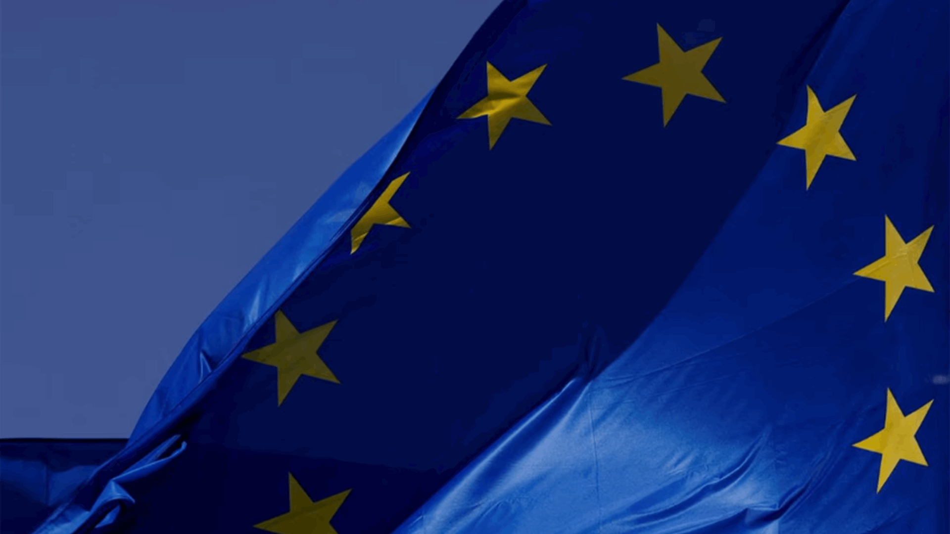 Four countries urge EU to set end date for new CO2-emitting trucks
