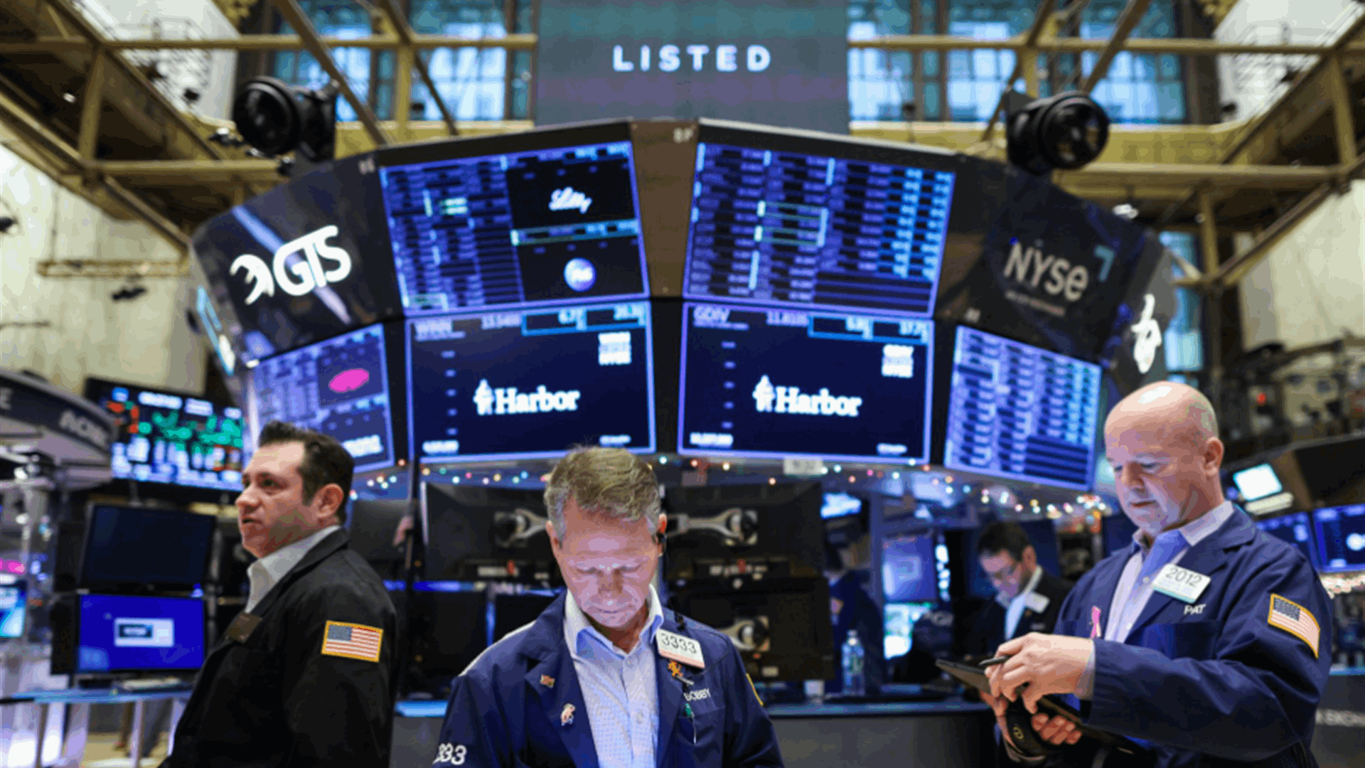 European stocks edge higher, Wall Street futures flat