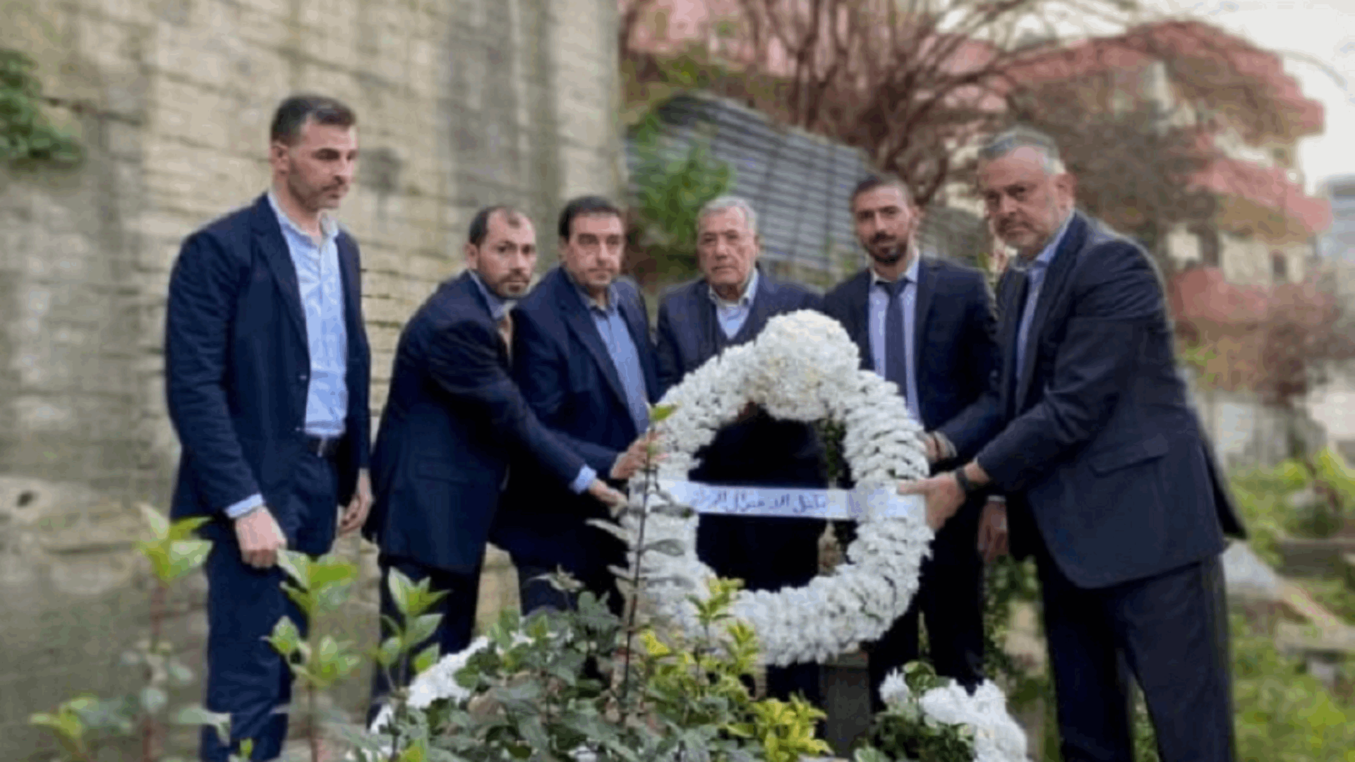 أعضاء من "الاعتدال الوطني" زاروا ضريح الشهيد وسام عيد