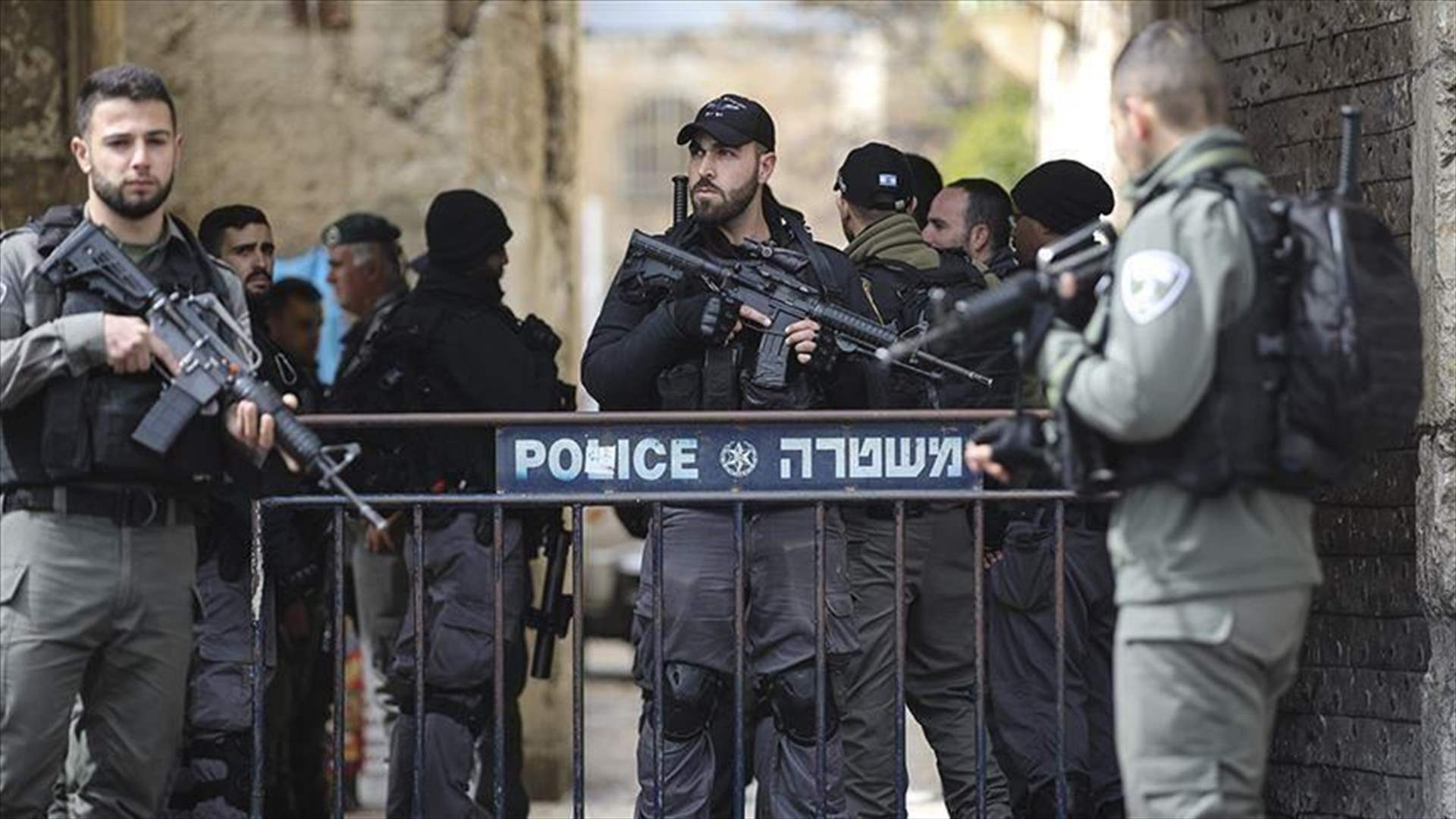 الشرطة الإسرائيلية تعلن إعتقال 42 شخصًا بعد إطلاق النار أمام الكنيس في القدس
