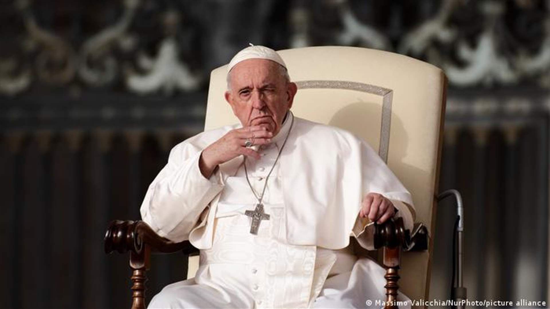 البابا يدين &quot;دوامة الموت&quot; المتصاعدة في الشرق الأوسط