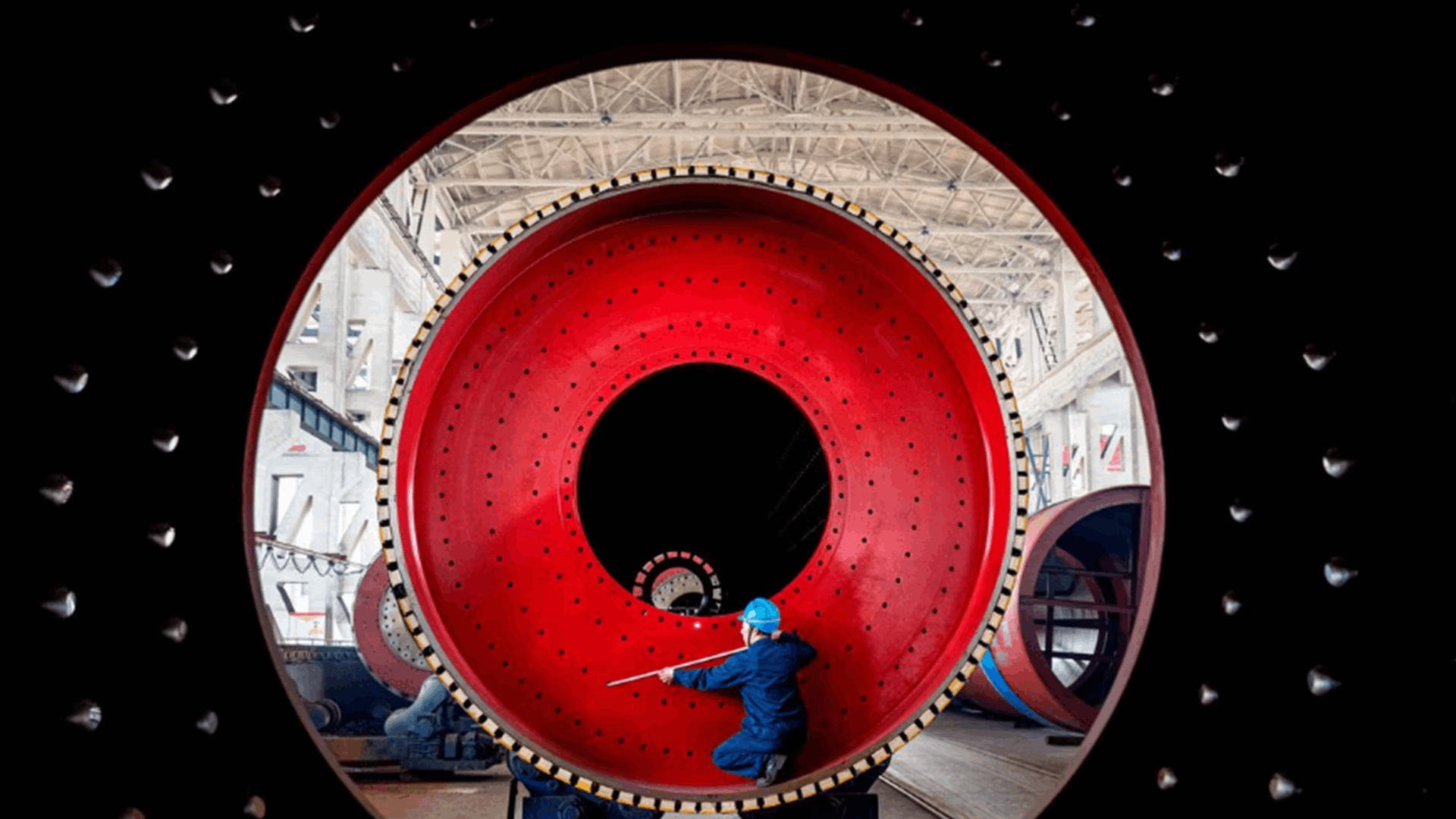 China economic activity swings back to growth in January