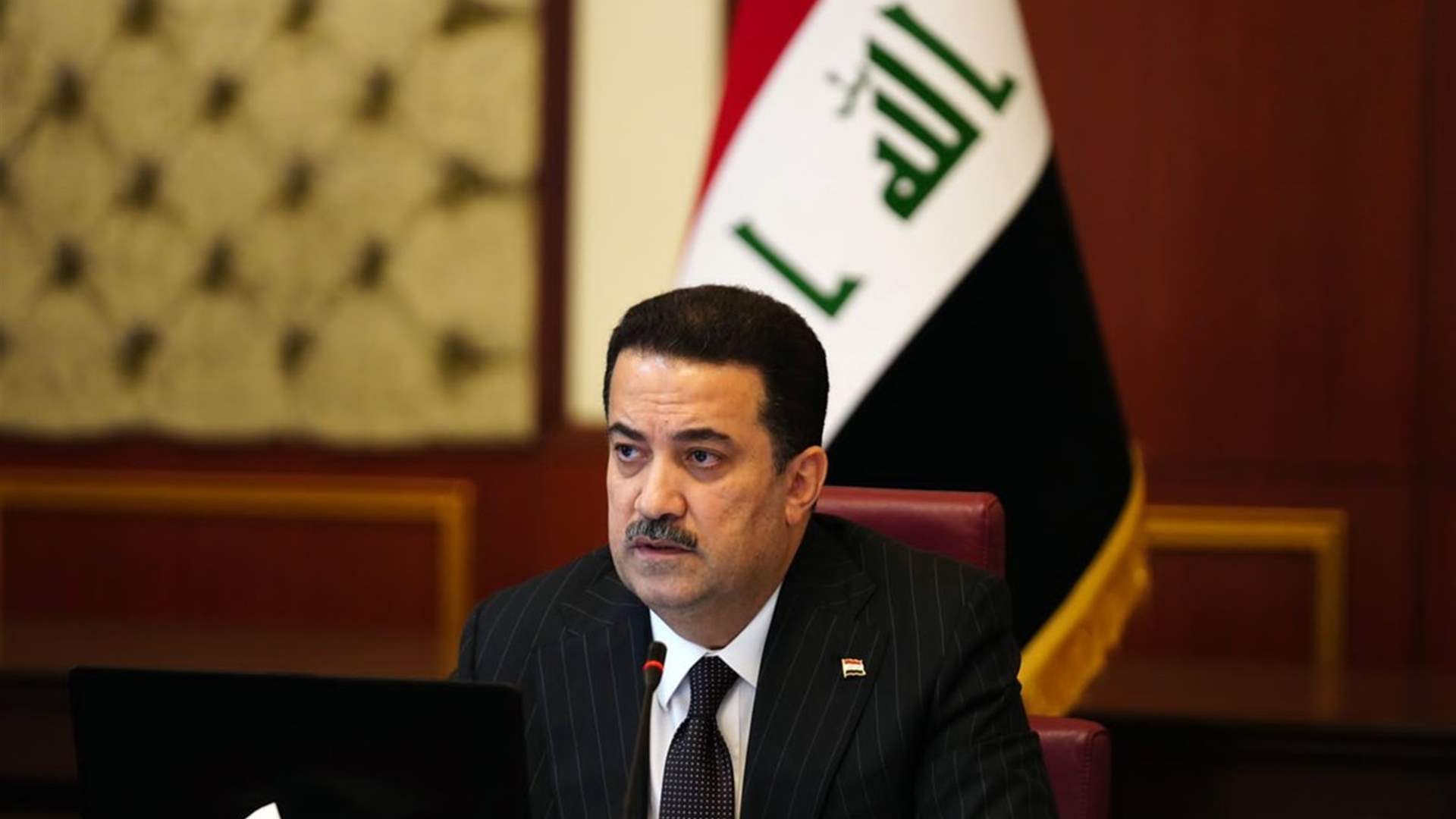 رئيس الوزراء العراقي يؤكد حصول تحويلات إحتيالية للدولار إلى الخارج