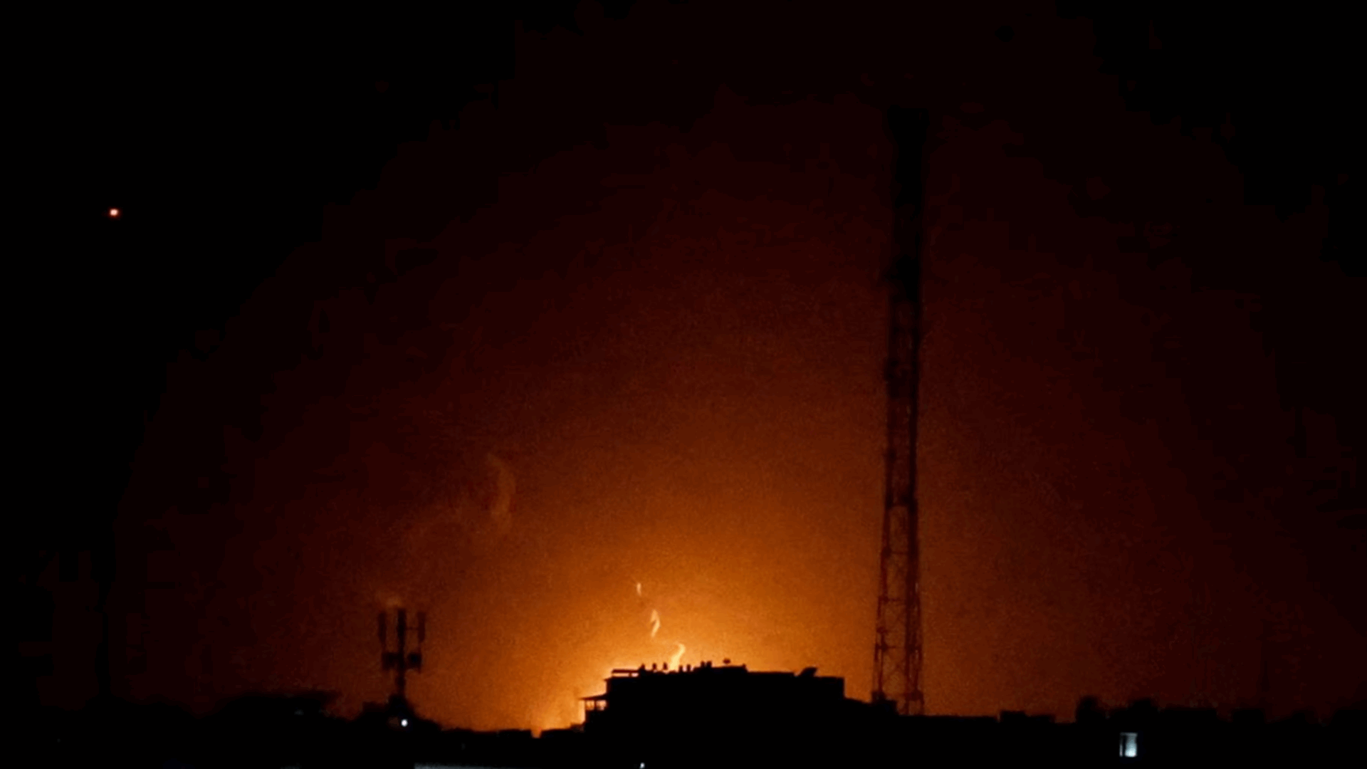 Palestinians fire rockets, Israel hits Gaza, days after US call for calm