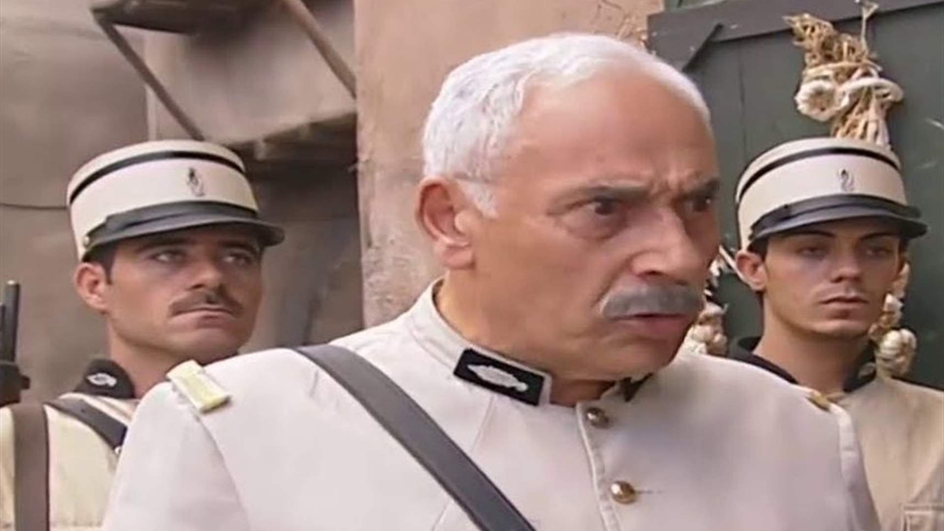 نجم "باب الحارة" هاني شاهين يعاني من الفقر: "عايشين عالزيت والزعتر وجزائي أموت شحاد"