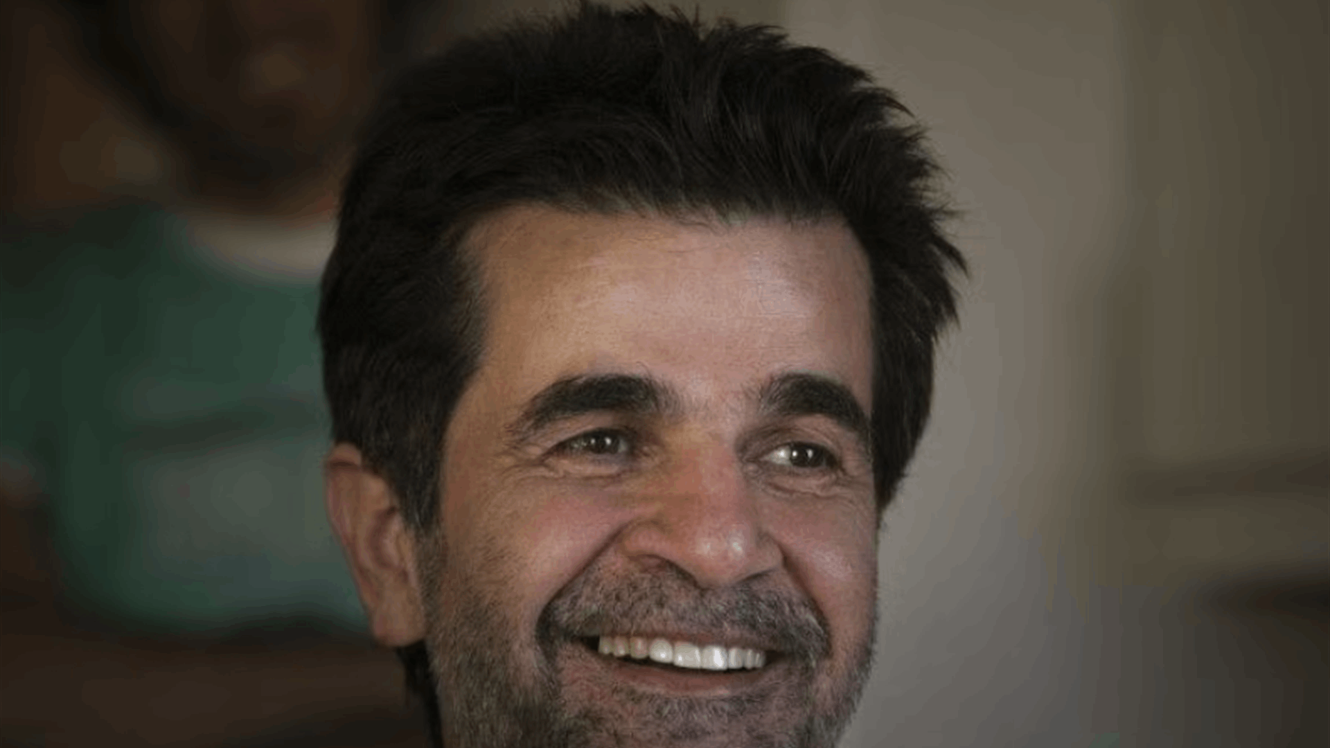 Iranian film director Jafar Panahi starts hunger strike in prison