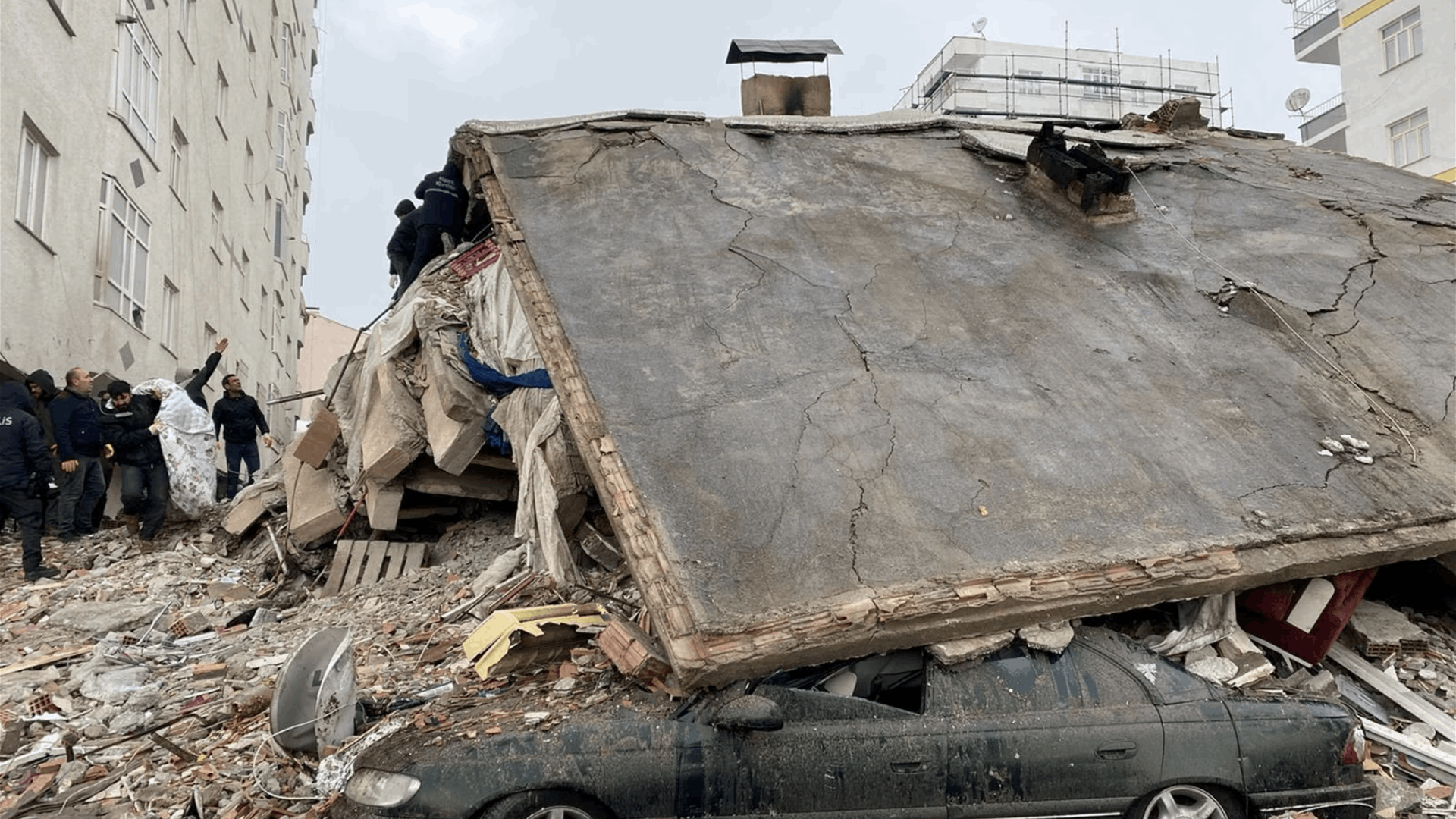 Major earthquake strikes Turkey, Syria; scores dead