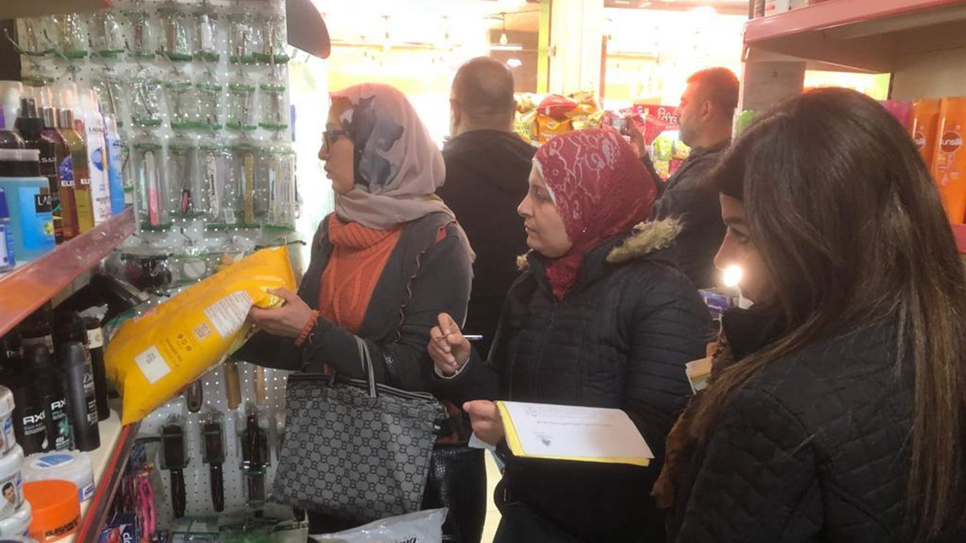 اقفال سوبرماركات: هوامش الربح تخطت ٣٧٪... ومواد منتهية الصلاحية 