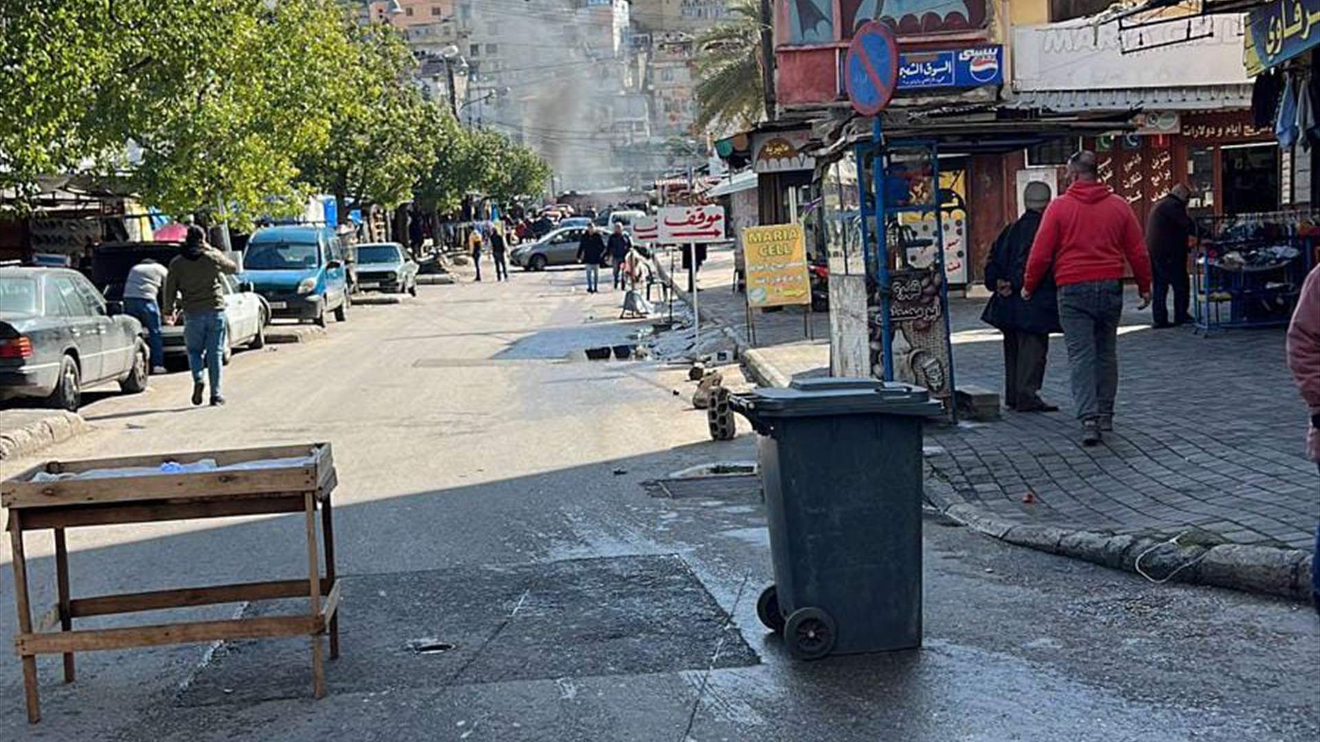 قطع الطريق في السويقة في طرابلس احتجاجا على الضع المعيشي وارتفاع سعر صرف الدولار وإطلاق نار (صور وفيديو)