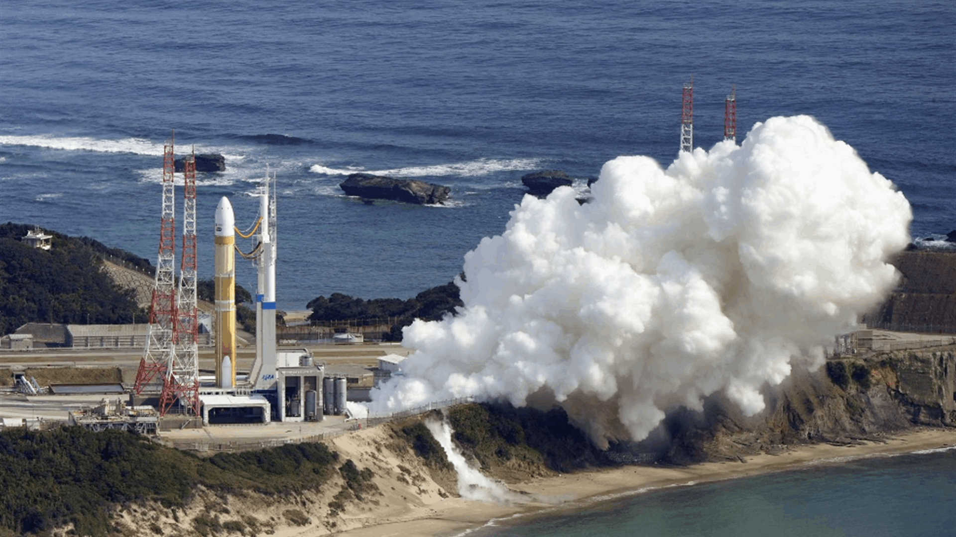 Japan aborts launch of flagship H3 rocket moments before lift off