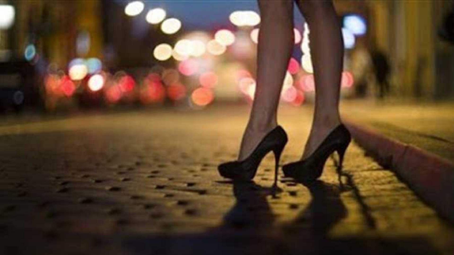 قاموا باحتجاز فتيات في أحد الفنادق وأجبرنهنّ على ممارسة الدعارة... وهذا ما حصل