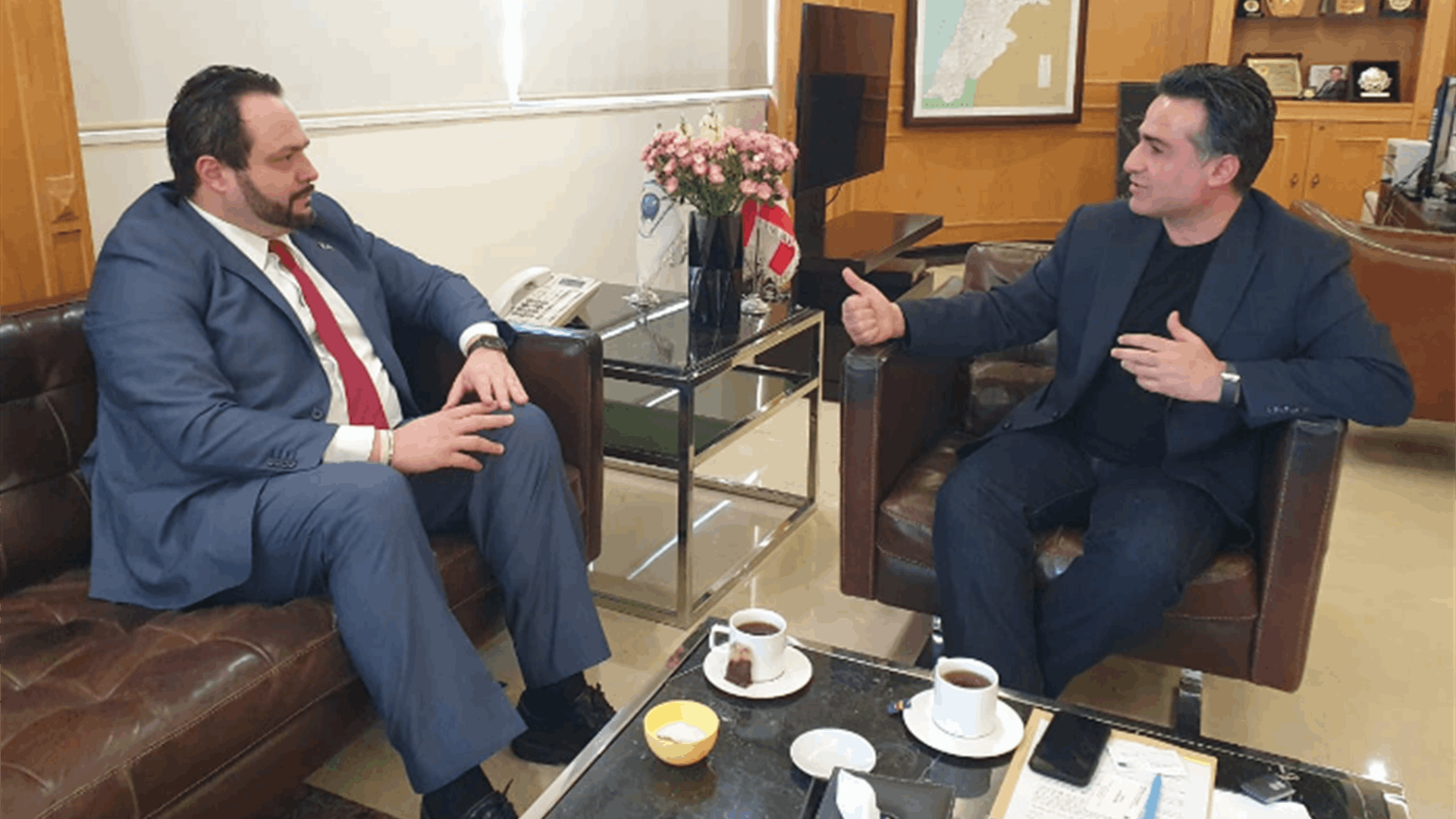 حميه بحث مع كاستالدو في المشاريع المتعلقة بالمرافق: أعدنا تفعيل مرفأ بيروت وحان وقت إعادة إعماره