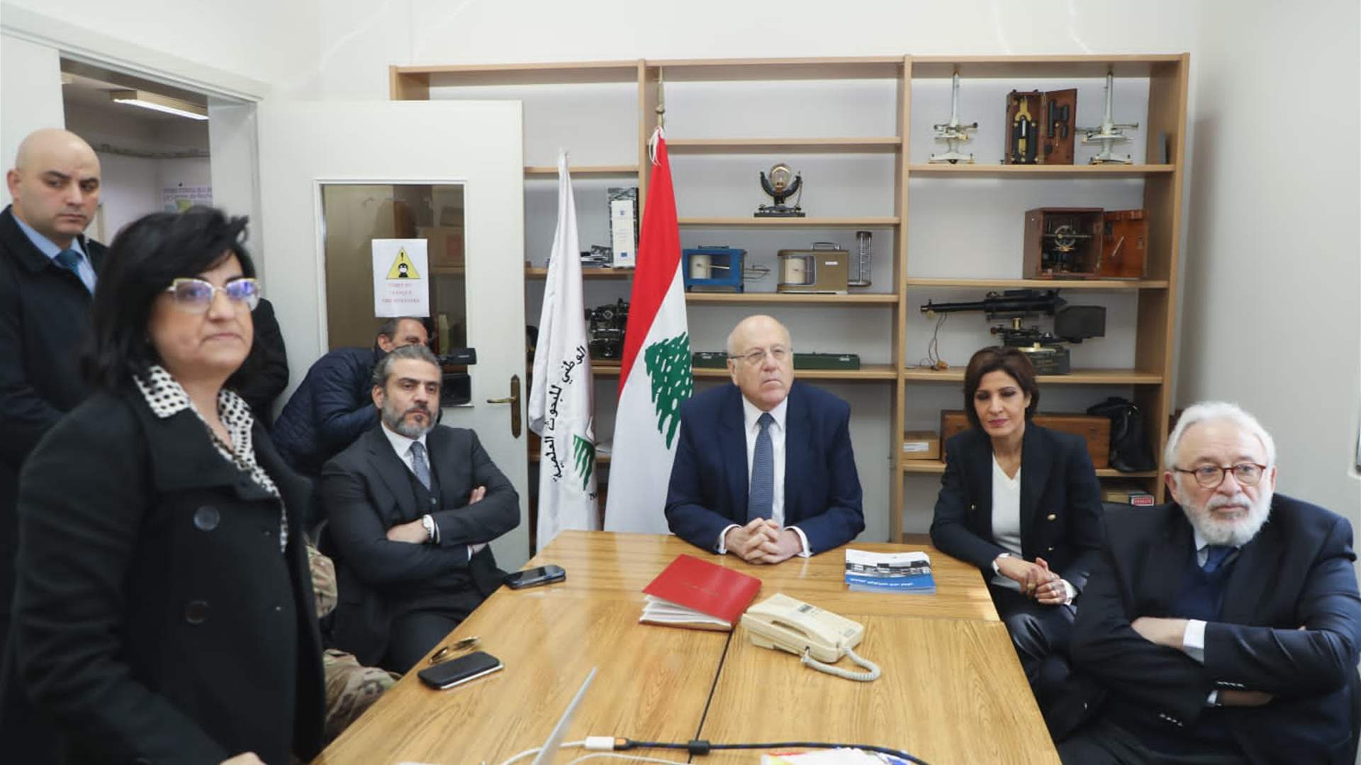 ميقاتي تفقّد "المركز الوطني للجيوفيزياء" في بحنس: الاتفاق على إجراء تجارب على الأرض في محافظات عدة