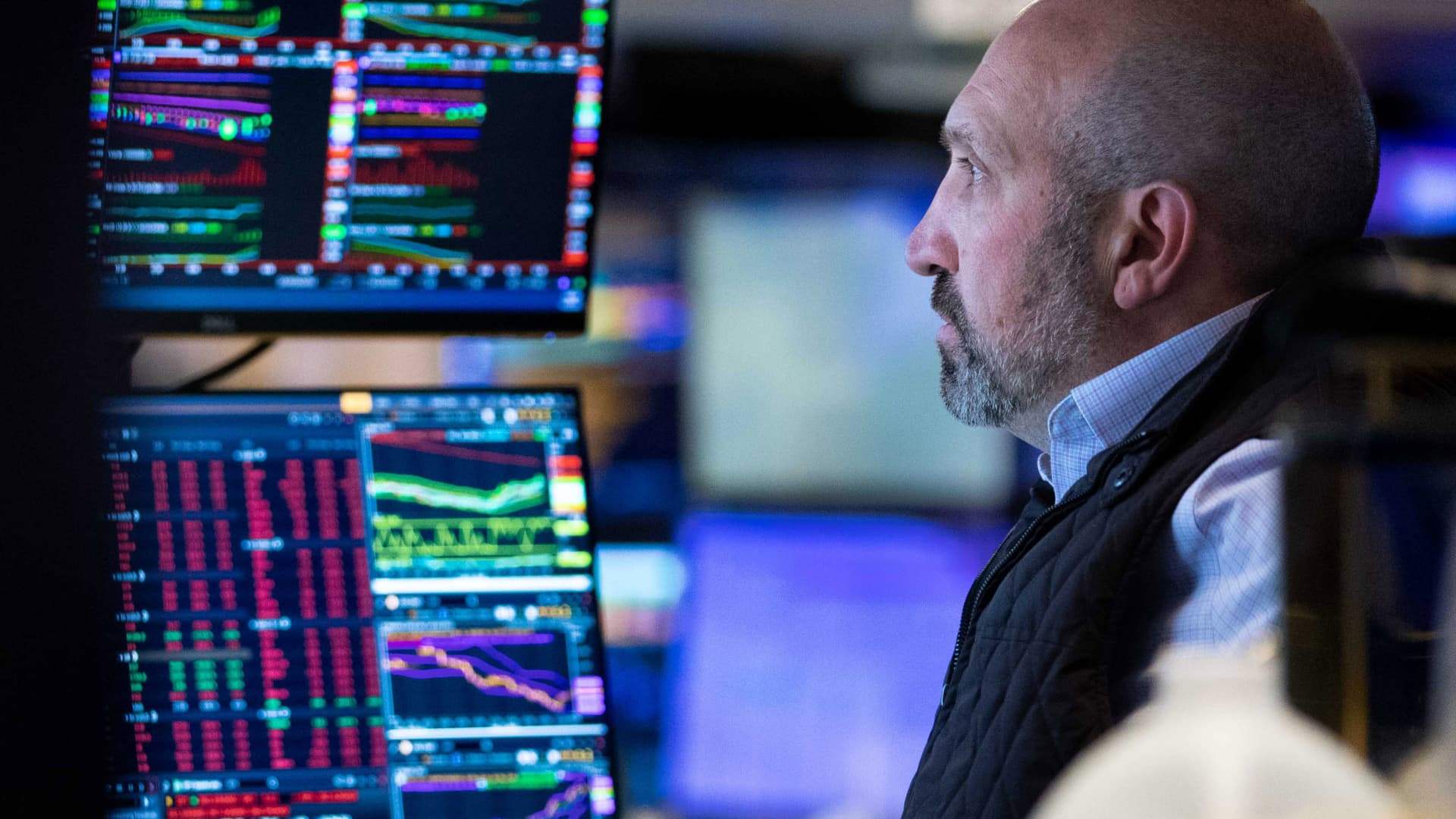 Futures stable after Wall St rout on rate worries