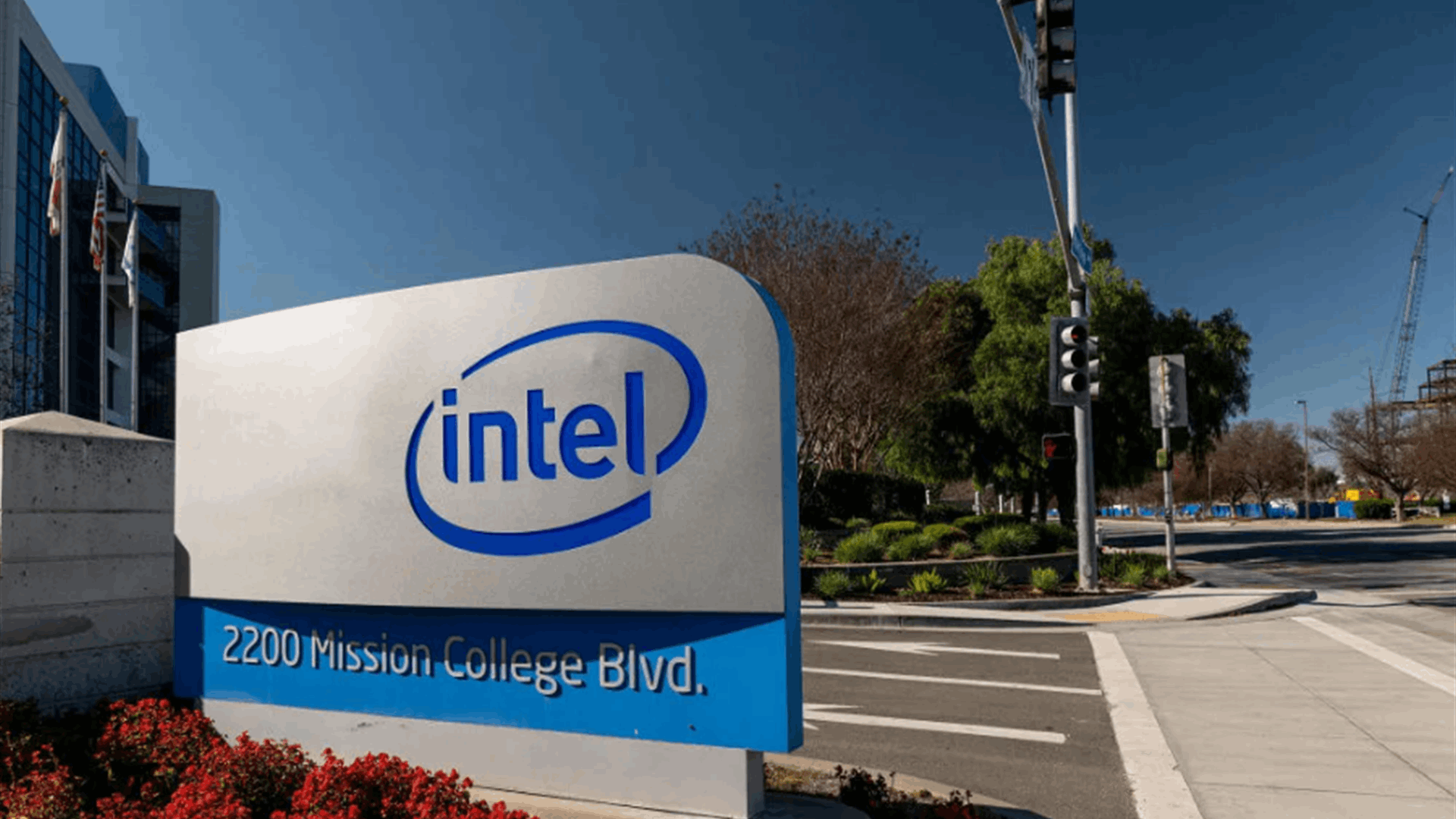 Intel slashes divdend by nearly two-thirds to shore up cash as chip giant braces for a tough year