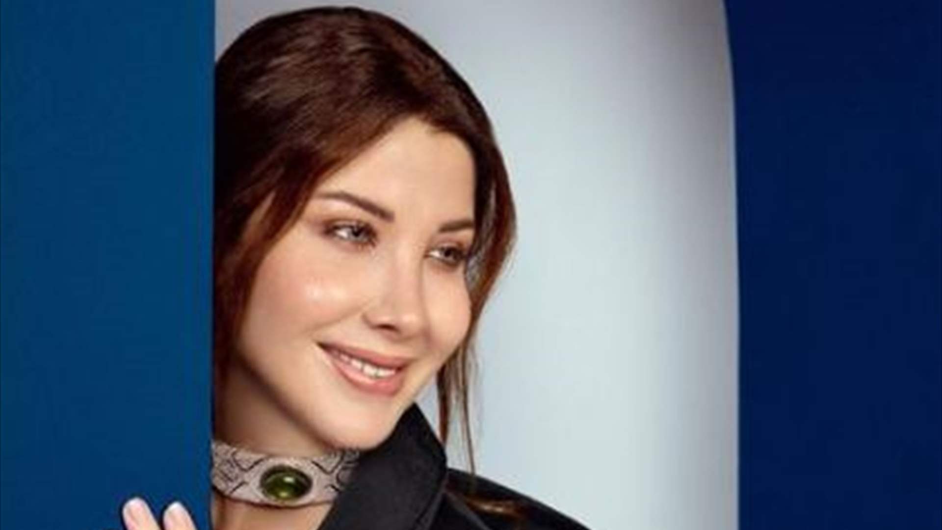 إبنة نانسي عجرم تقتحم المسرح اثناء حفل والدتها (فيديو)