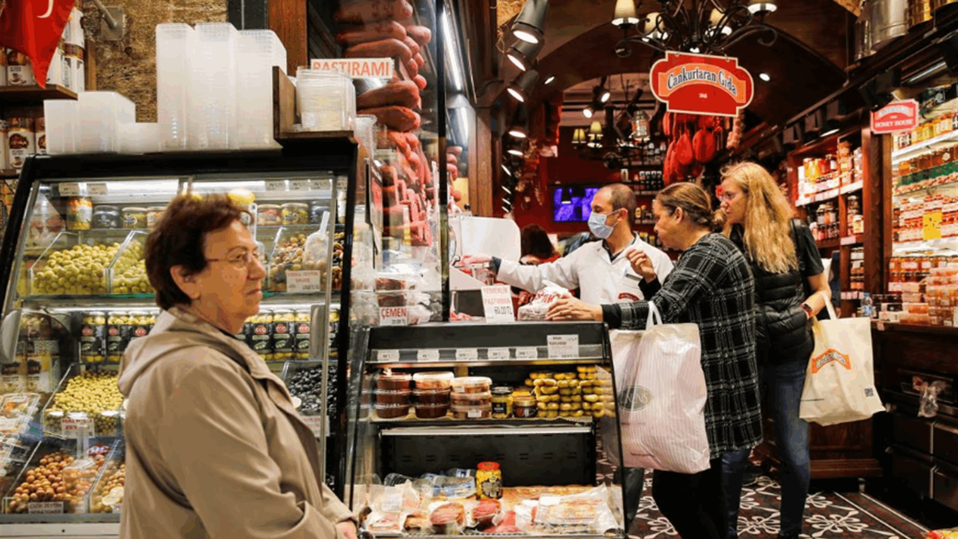 Turkey&#39;s inflation seen falling to 55.5 percent in February