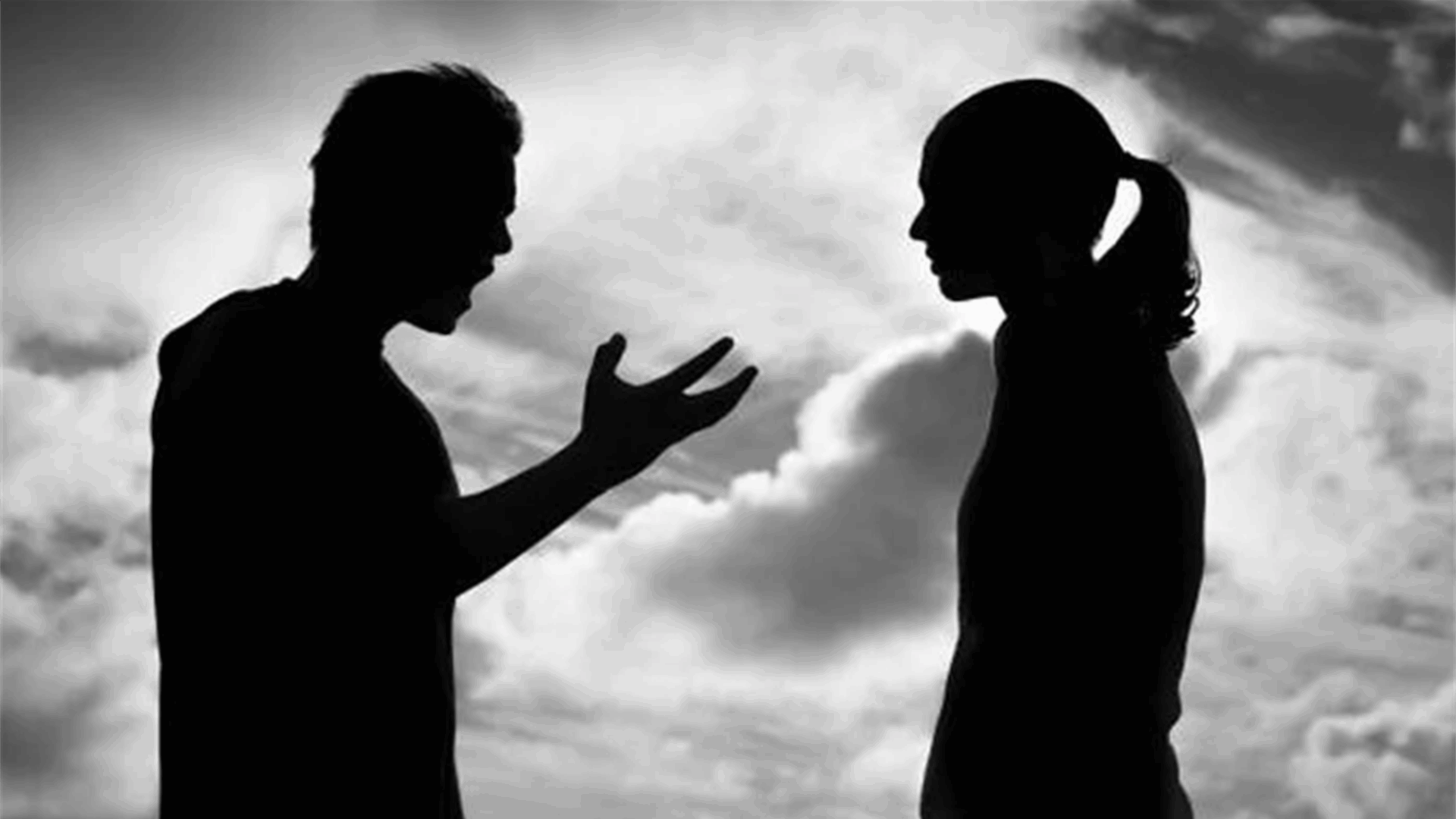 في إسبانيا... السجن لرجل صفع زوجته خلال بث حي على تيك توك