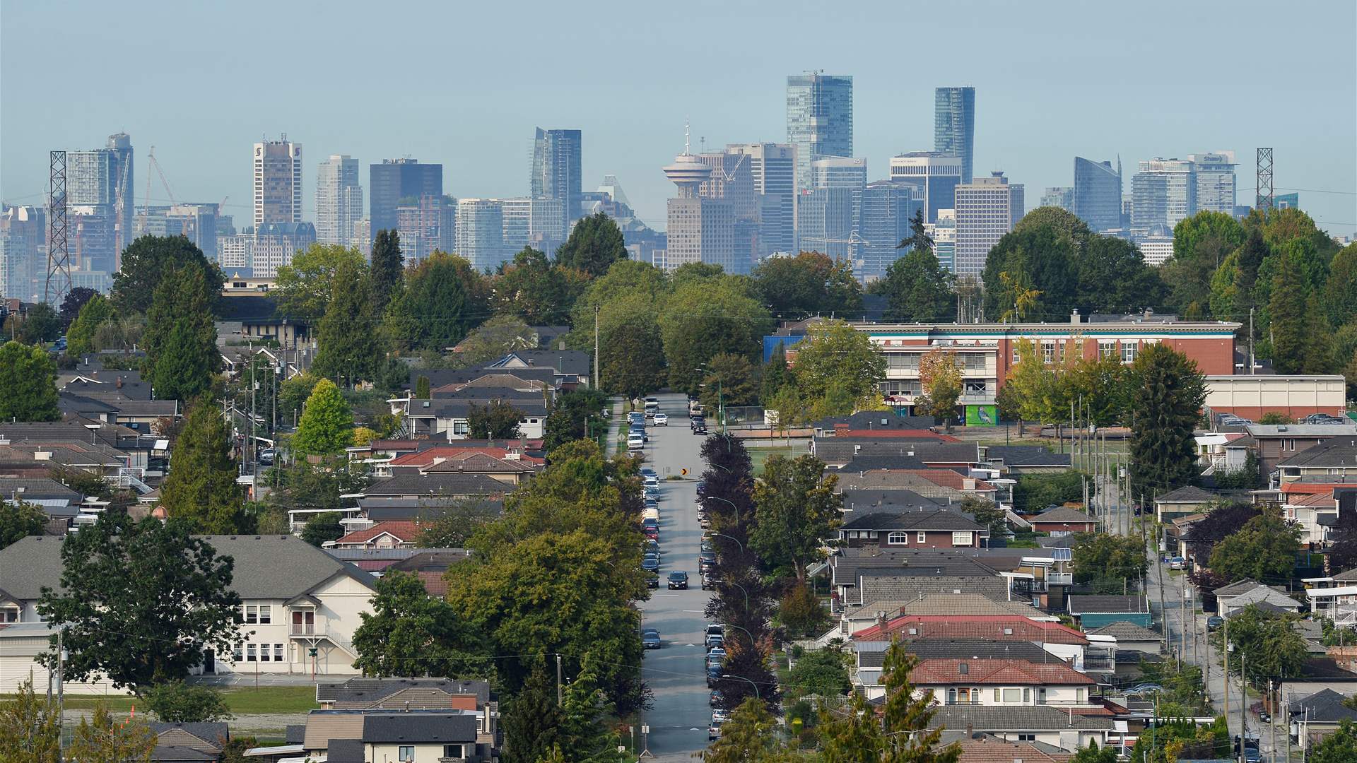 Canada home prices to drop 12% in 2023, still remain unaffordable for many: Reuters poll