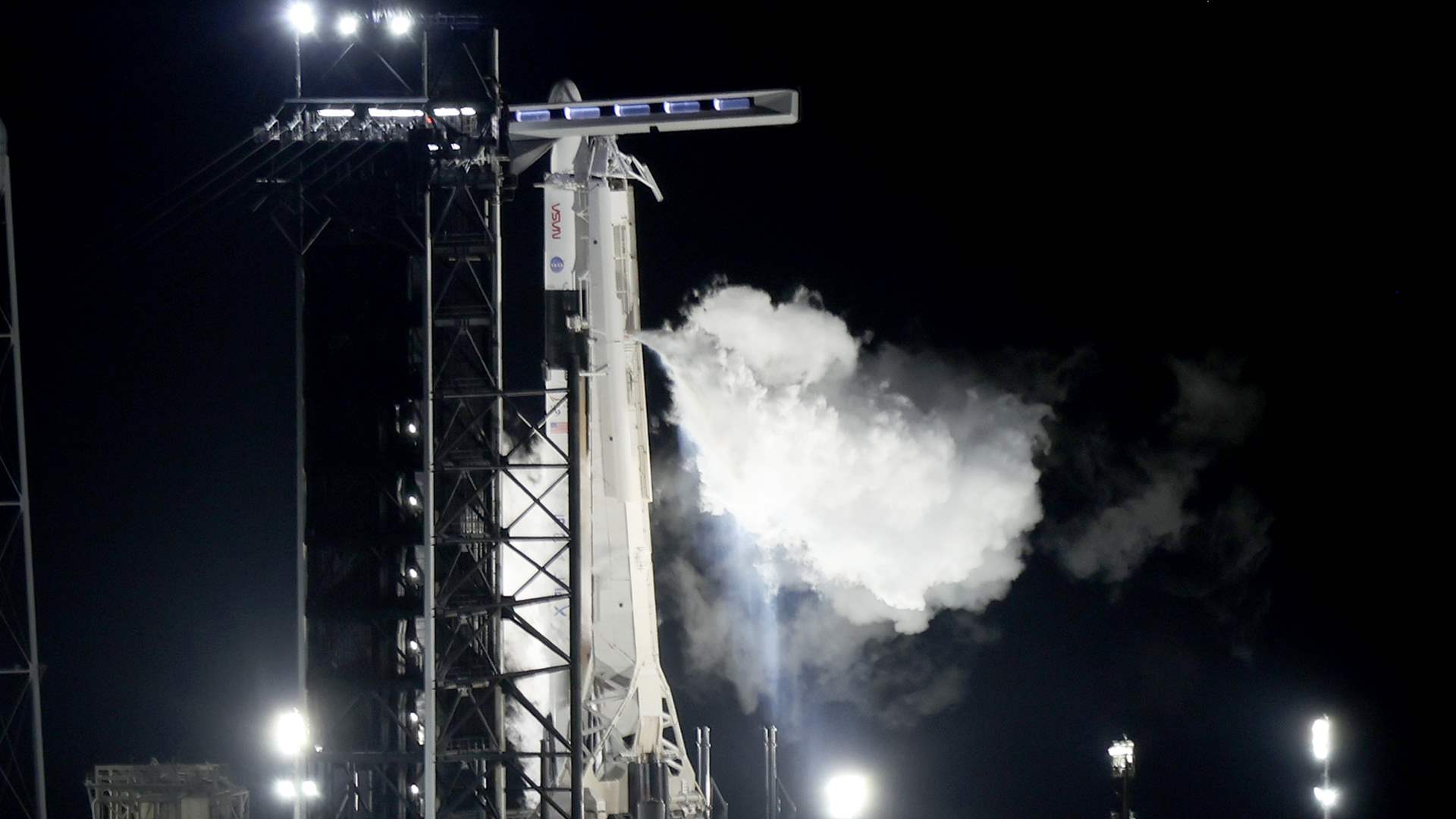 سبايس إكس تعاود إطلاق الصاروخ إلى محطة الفضاء الدولية