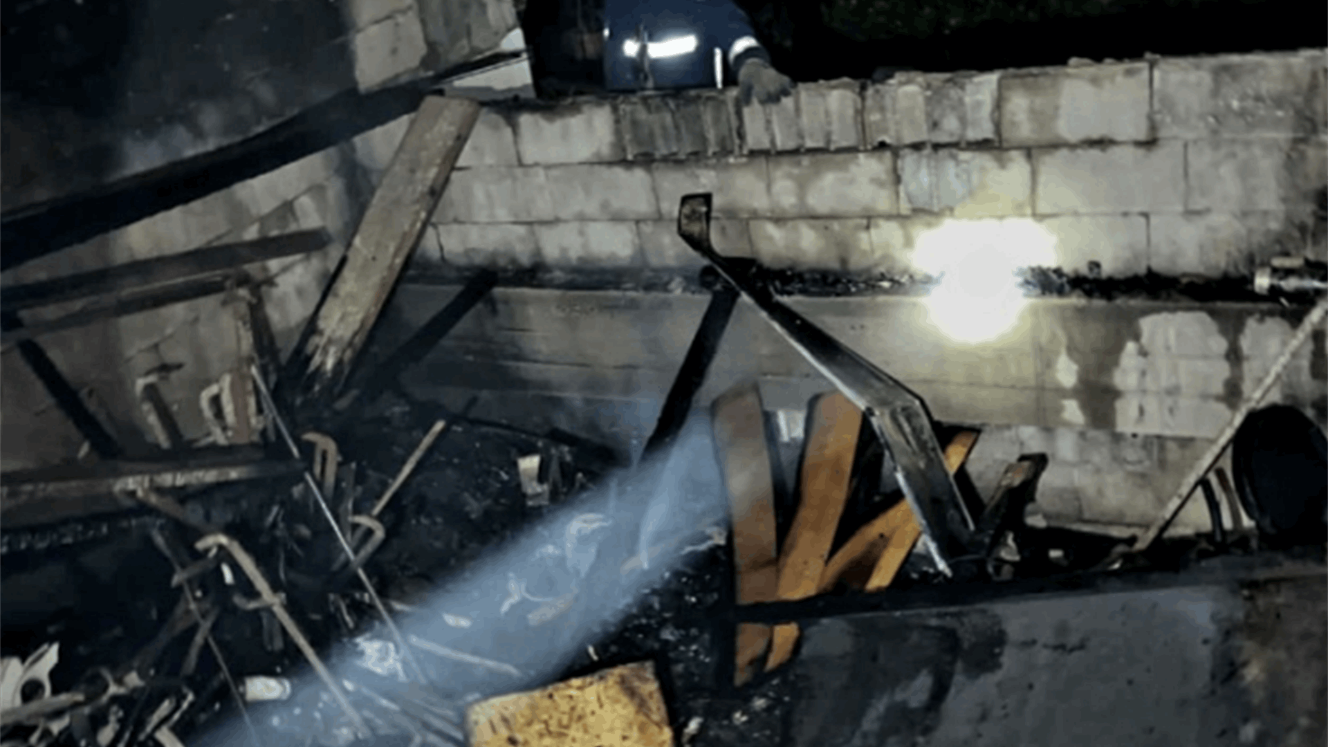 إخماد حريق وإسعاف مواطنة في طبرجا