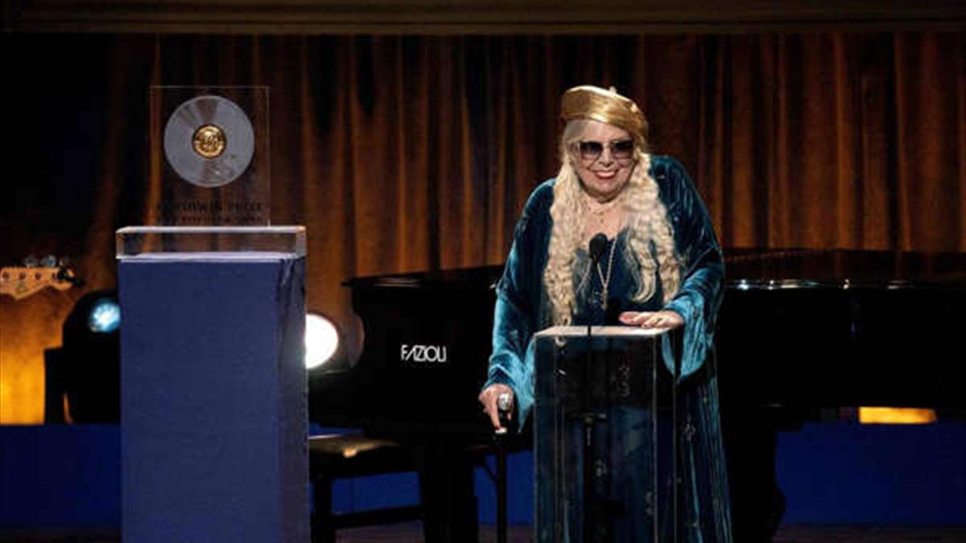 مغنية الفولك جوني ميتشل تُمنح جائزة غيرشوين عن مجمل مسيرتها