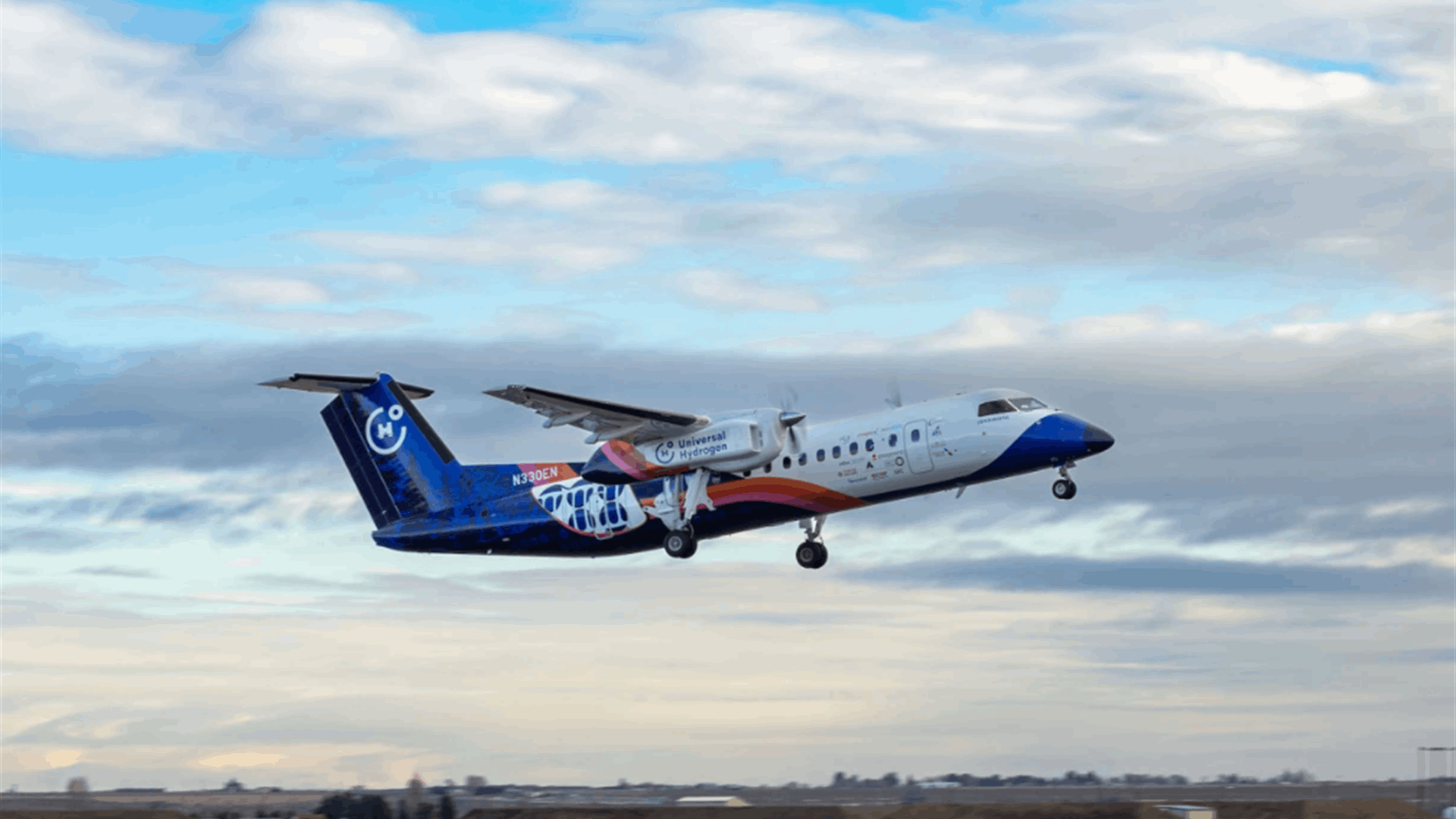 Universal Hydrogen takes to the air with the largest hydrogen fuel cell ever to fly