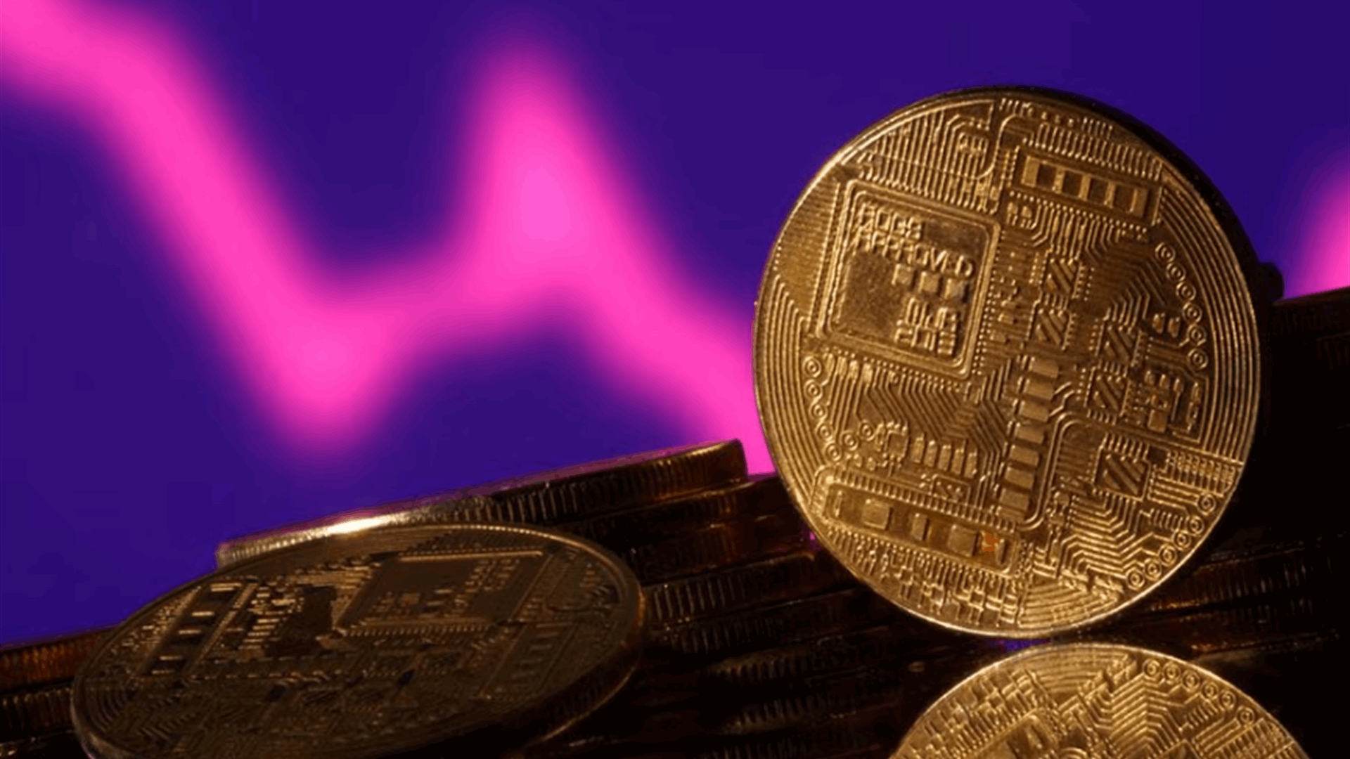 Crypto stocks fall as Silvergate crisis deepens