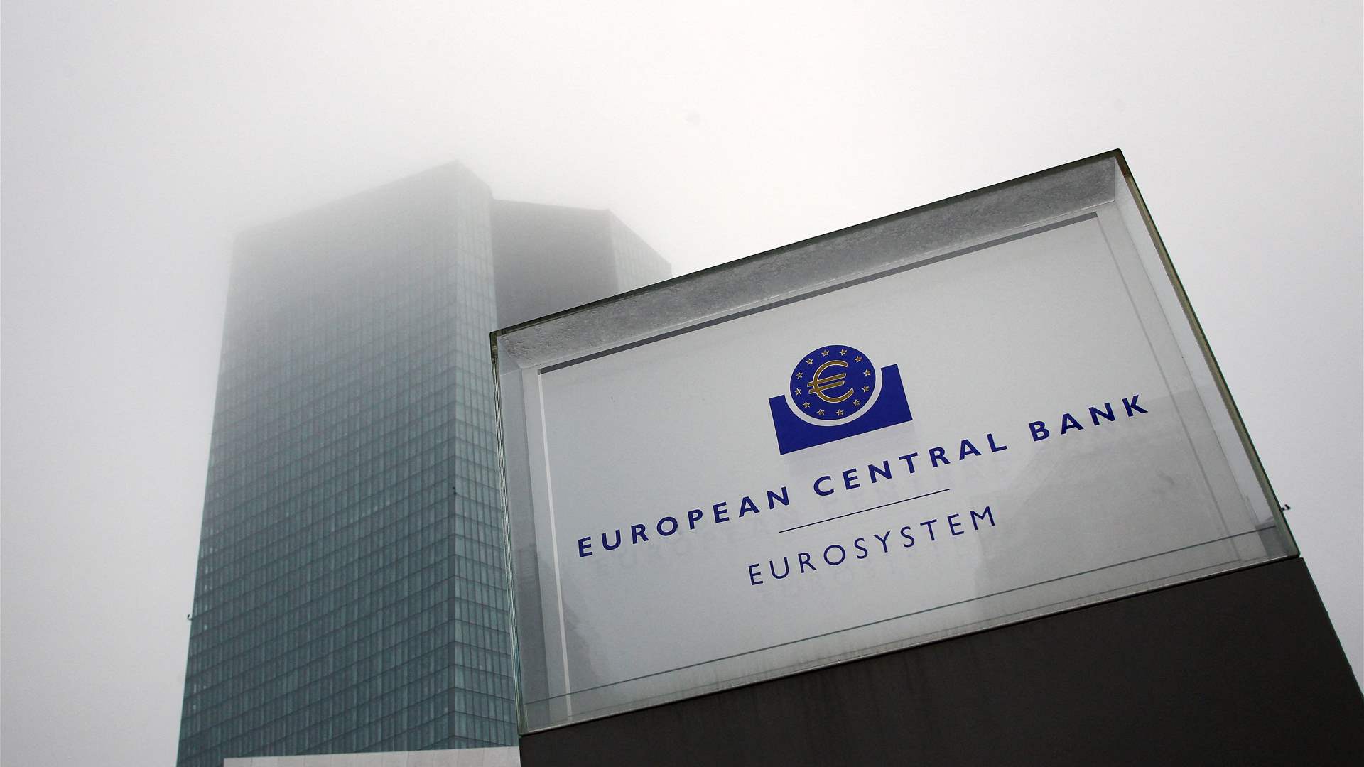 ECB survey sees moderating inflation, rising wage expectations
