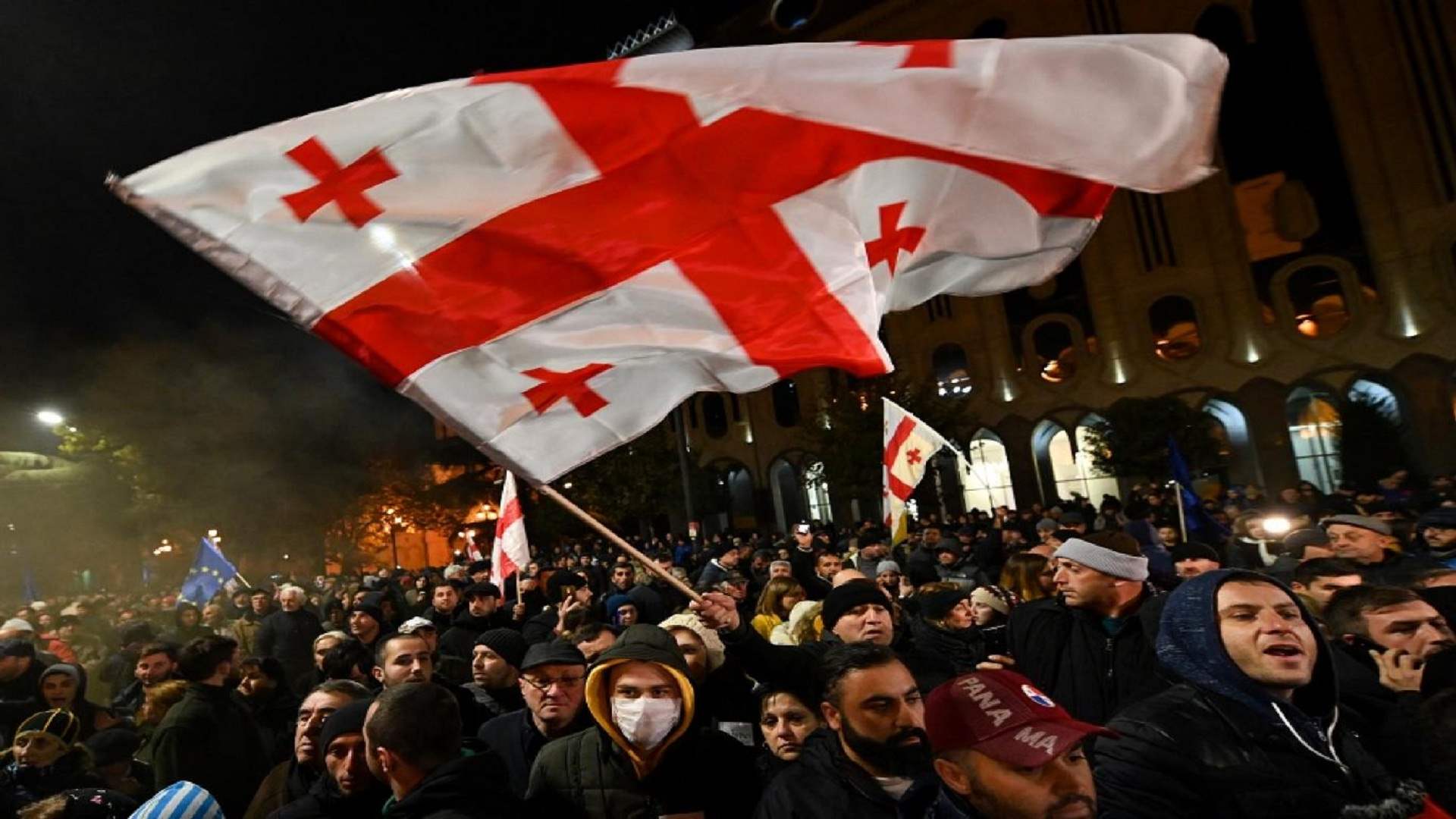 توقيف 66 شخصا وجرح نحو خمسين شرطيا في تظاهرات جورجيا
