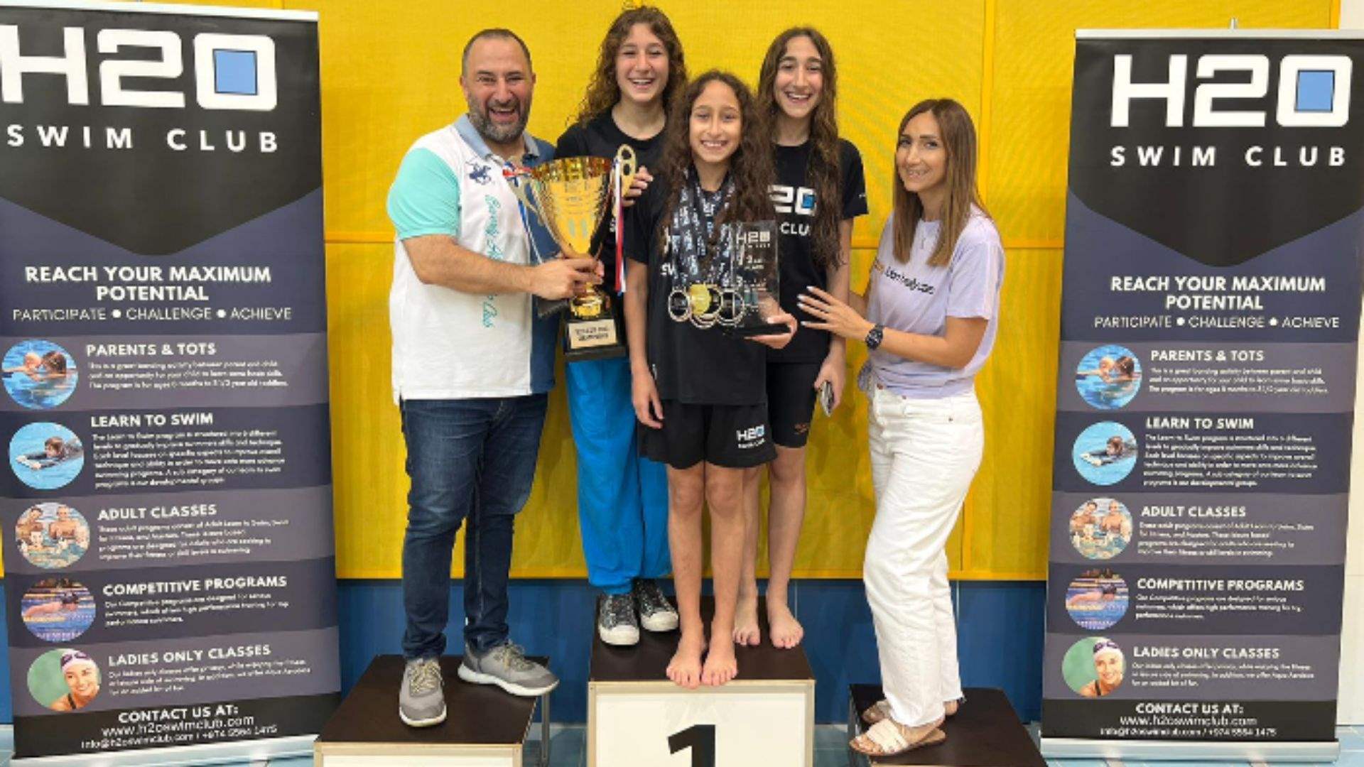 Lebanese Jessica Raslan wins 2nd place among 400 swimmers in Qatar