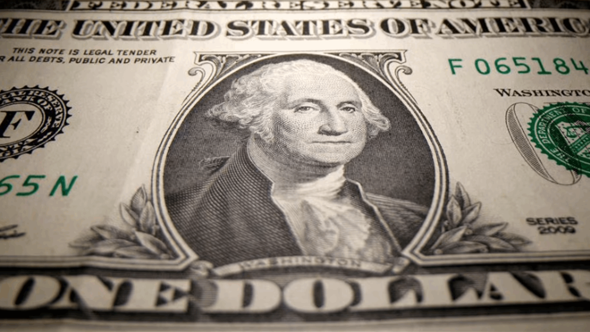 Dollar gains after tepid US consumer prices report