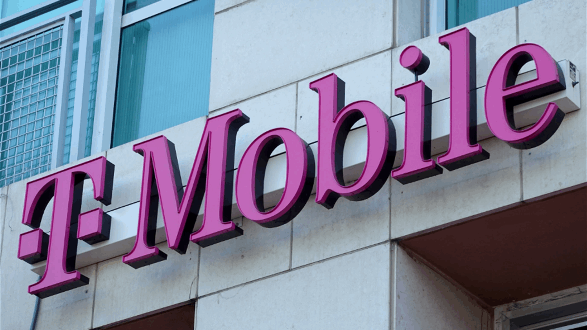 T-Mobile to acquire Ryan Reynolds’ Mint Mobile in $1.35 billion deal