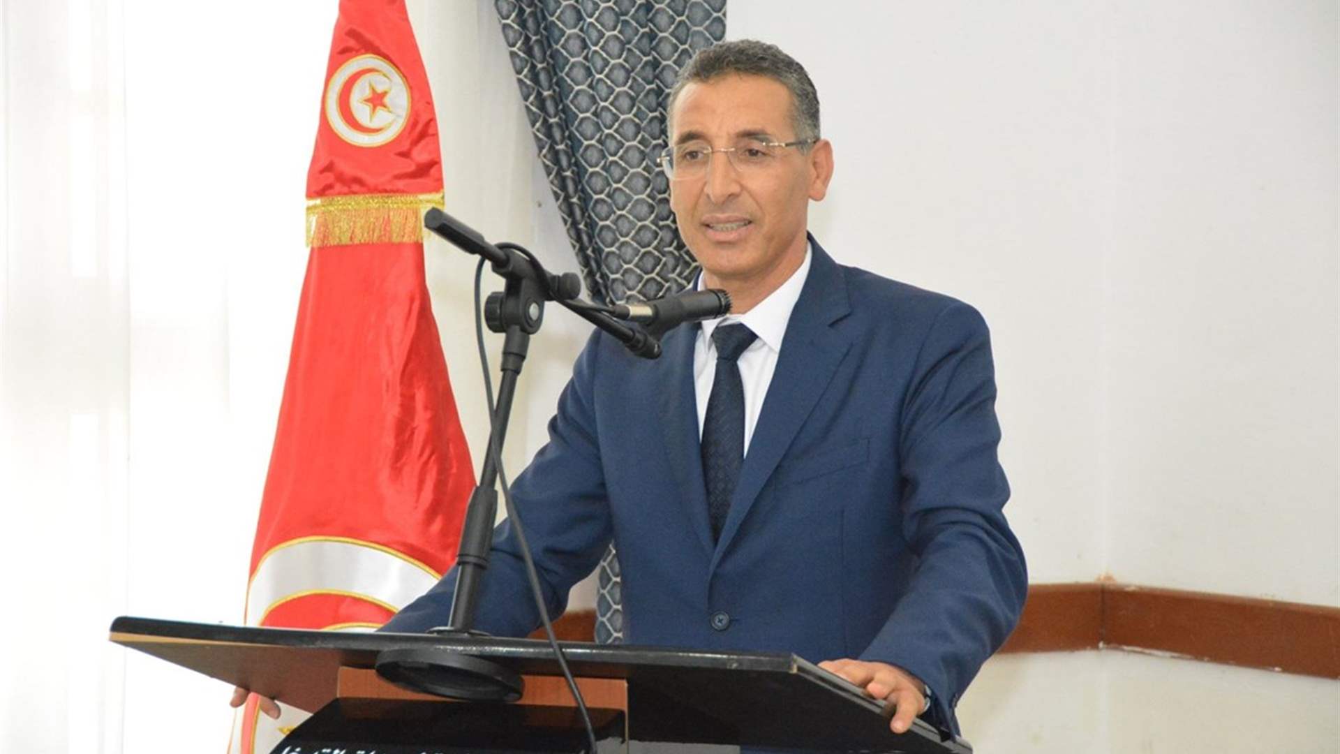 وزير الداخلية التونسي النافذ توفيق شرف الدين يعلن استقالته من منصبه